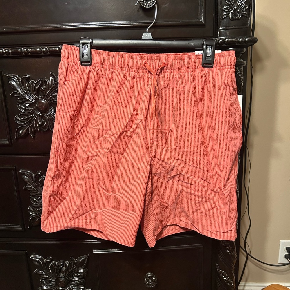 Men’s Old Navy Red Striped swimming trunks